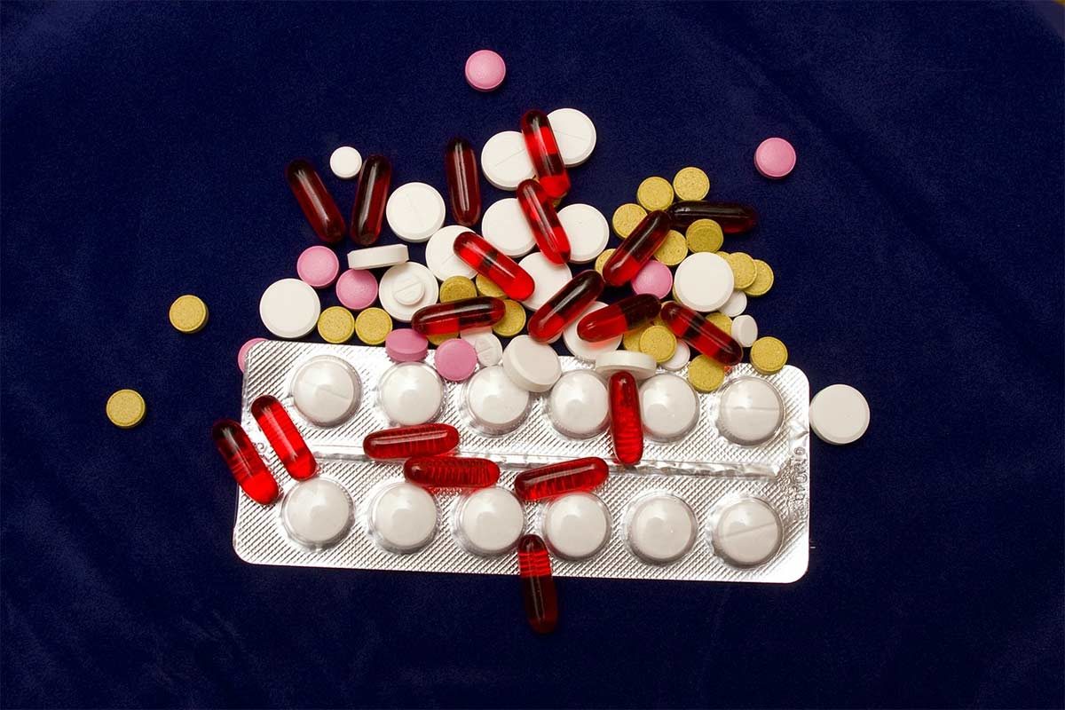 Un estudio identifica diferencias de género en las reacciones adversas a medicamentos